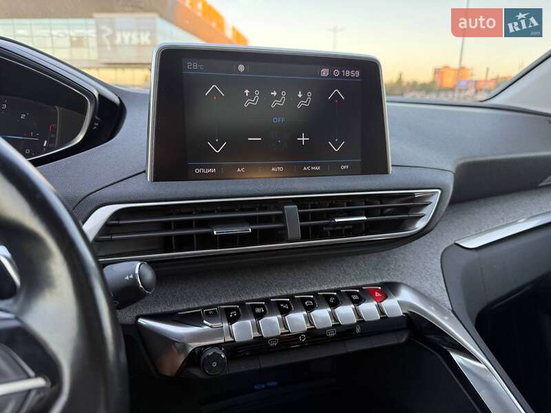 Внедорожник / Кроссовер Peugeot 5008 2017 в Кривом Роге фото 48 Внедорожник / Кроссовер Peugeot 5008 2017 в Кривом Роге