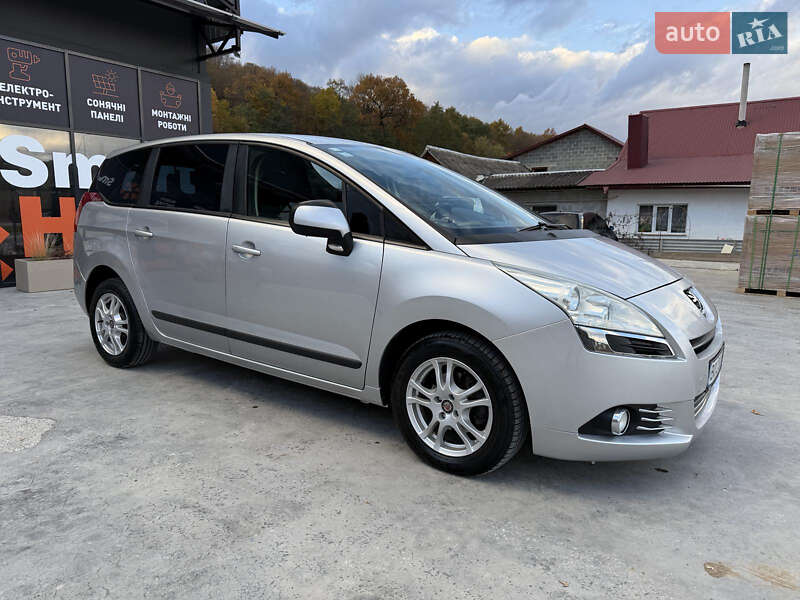 Микровэн Peugeot 5008 2010 в Теребовле