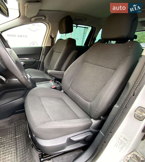 Микровэн Peugeot 5008 2013 в Ровно фото 15 Микровэн Peugeot 5008 2013 в Ровно