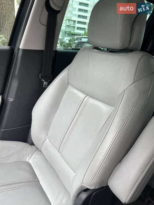 Микровэн Peugeot 5008 2009 в Киеве фото 13 Микровэн Peugeot 5008 2009 в Киеве