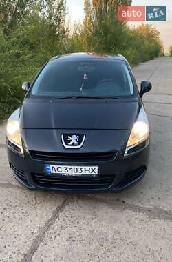 Мікровен Peugeot 5008 2010 в Володимирі