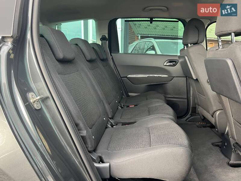 Микровэн Peugeot 5008 2015 в Коломые