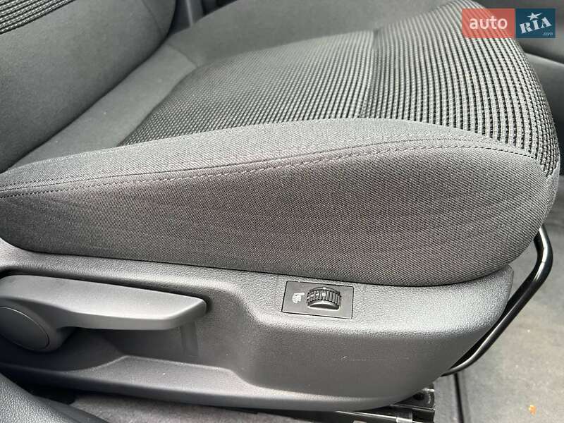 Микровэн Peugeot 5008 2015 в Коломые