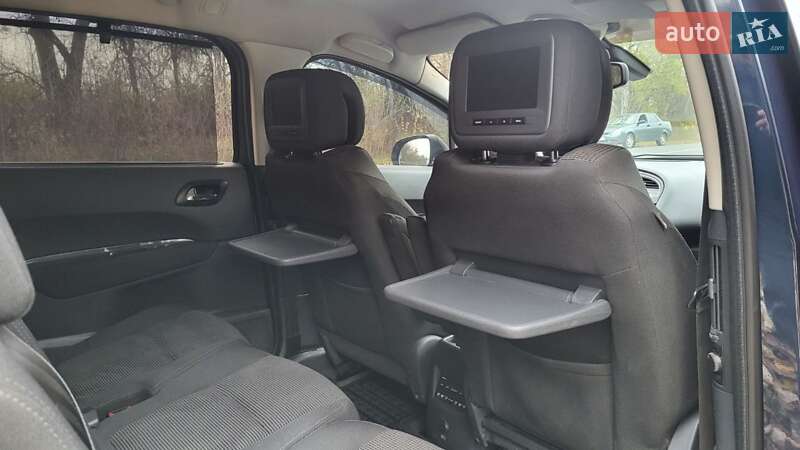 Микровэн Peugeot 5008 2009 в Миргороде