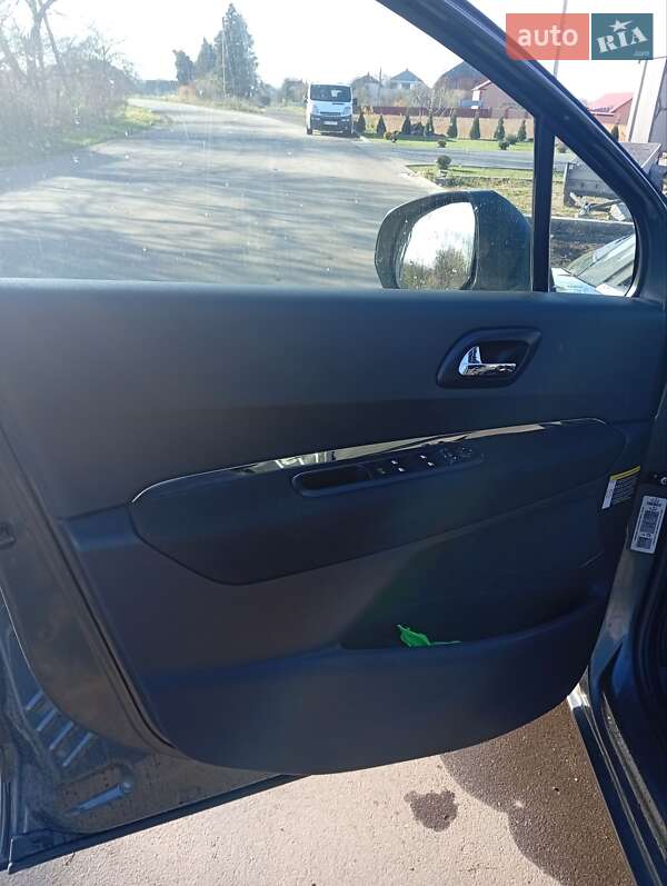 Микровэн Peugeot 5008 2009 в Жидачове фото 19 Микровэн Peugeot 5008 2009 в Жидачове
