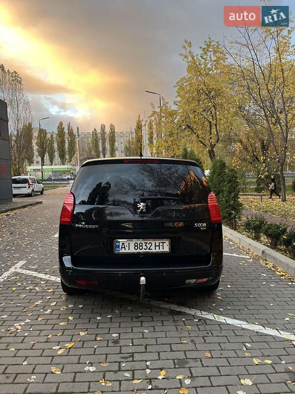 Микровэн Peugeot 5008 2013 в Киеве фото 5 Микровэн Peugeot 5008 2013 в Киеве