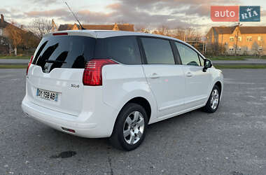 Микровэн Peugeot 5008 2015 в Дубно