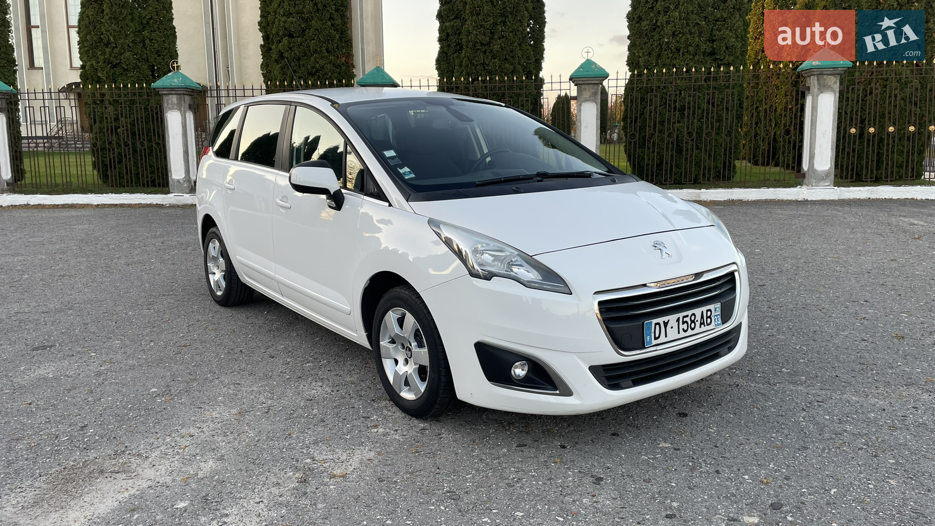 2015 Peugeot 5008 - фото 1