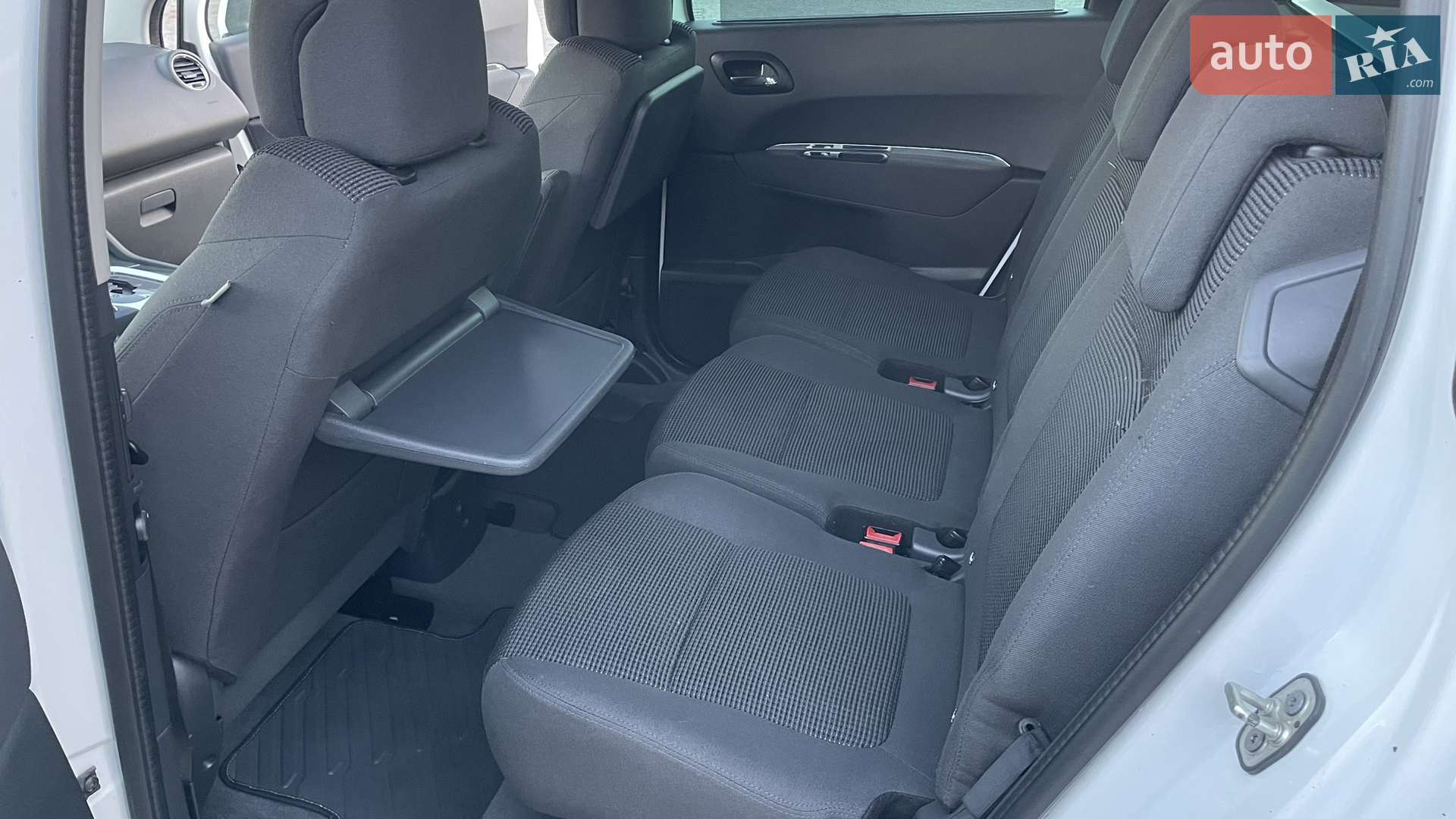 2015 Peugeot 5008 - мініатюра 24