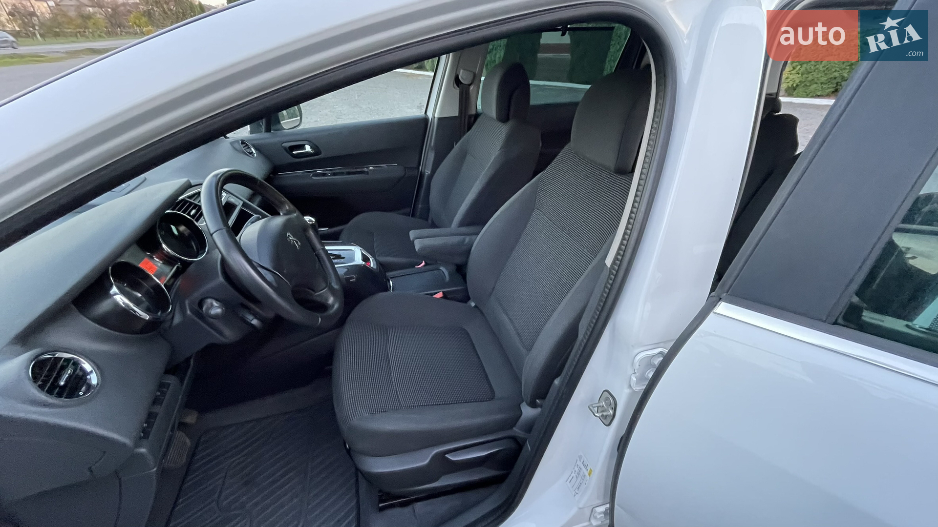 2015 Peugeot 5008 - мініатюра 33