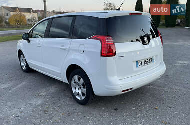 Микровэн Peugeot 5008 2015 в Дубно