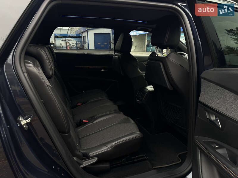 Внедорожник / Кроссовер Peugeot 5008 2018 в Львове фото 13 Внедорожник / Кроссовер Peugeot 5008 2018 в Львове