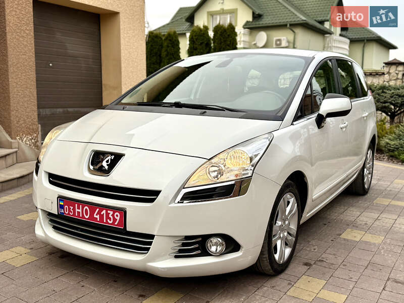 Микровэн Peugeot 5008 2012 в Тернополе