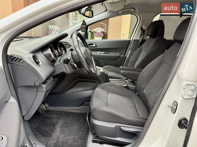 Микровэн Peugeot 5008 2012 в Тернополе