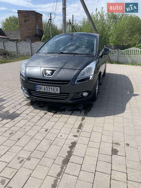 Микровэн Peugeot 5008 2010 в Ровно фото 2 Микровэн Peugeot 5008 2010 в Ровно