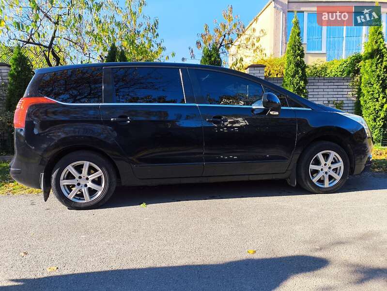 Микровэн Peugeot 5008 2009 в Виннице