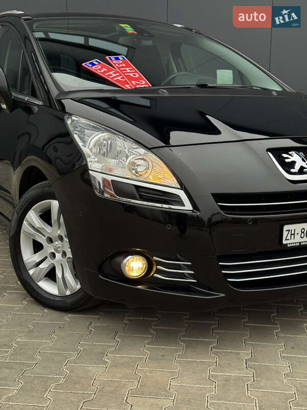 Микровэн Peugeot 5008 2011 в Луцке