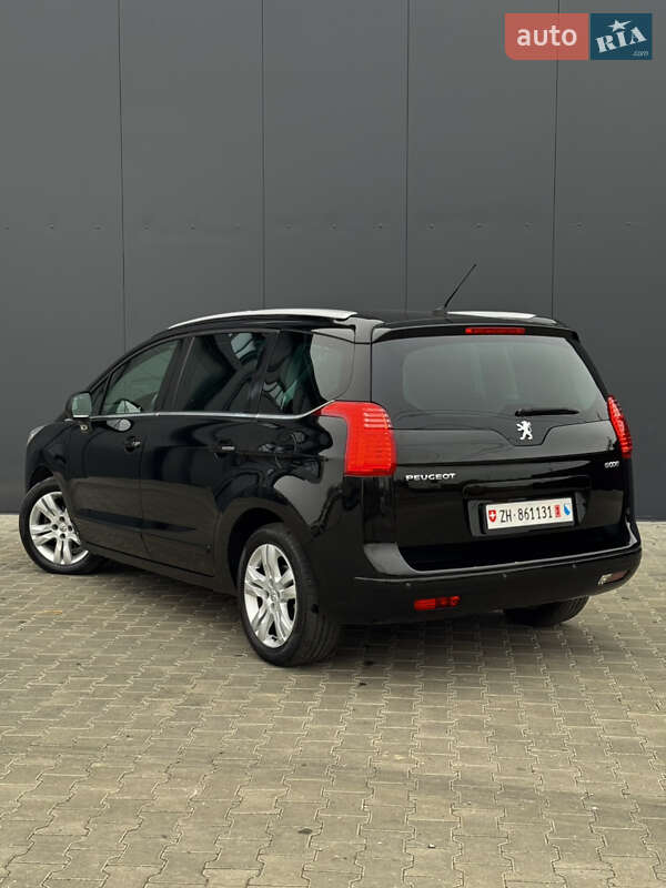 Микровэн Peugeot 5008 2011 в Луцке