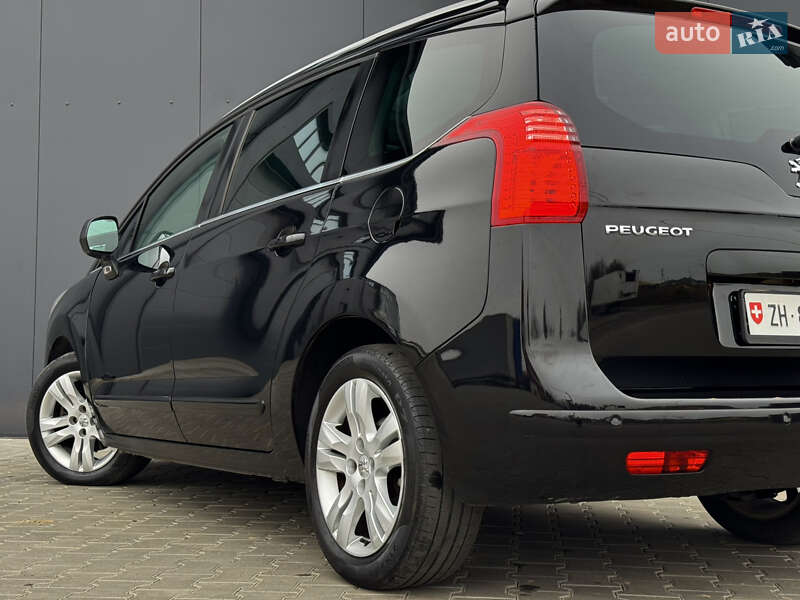 Микровэн Peugeot 5008 2011 в Луцке