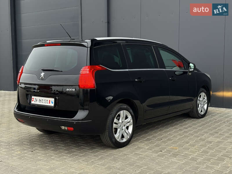 Микровэн Peugeot 5008 2011 в Луцке