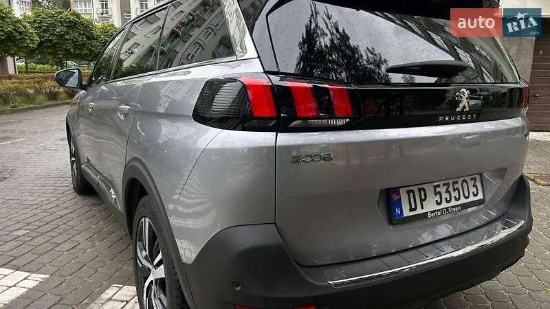Внедорожник / Кроссовер Peugeot 5008 2019 в Ивано-Франковске