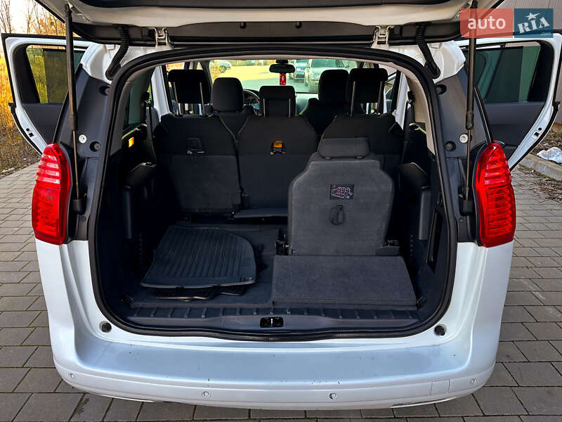 Микровэн Peugeot 5008 2011 в Хмельницком