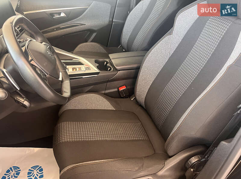 Внедорожник / Кроссовер Peugeot 5008 2019 в Львове фото 8 Внедорожник / Кроссовер Peugeot 5008 2019 в Львове