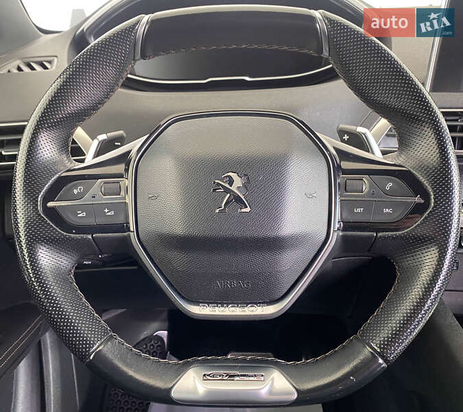 Позашляховик / Кросовер Peugeot 5008 2018 в Львові фото 14 Позашляховик / Кросовер Peugeot 5008 2018 в Львові