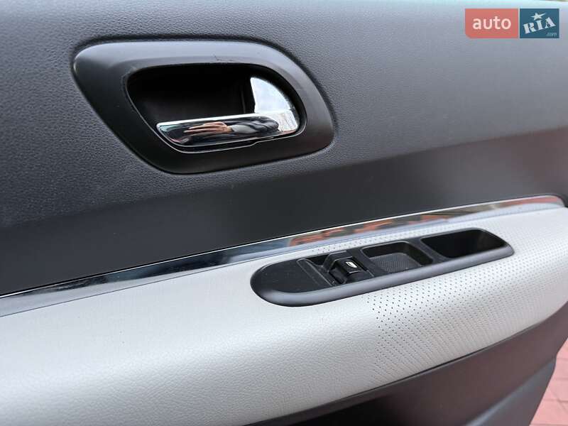 Мікровен Peugeot 5008 2011 в Рівному