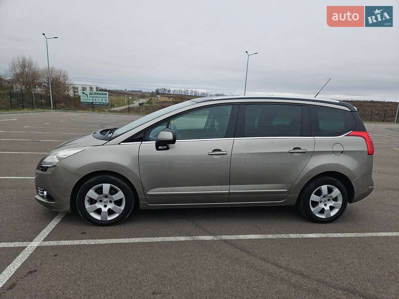 Микровэн Peugeot 5008 2010 в Ровно фото Микровэн Peugeot 5008 2010 в Ровно