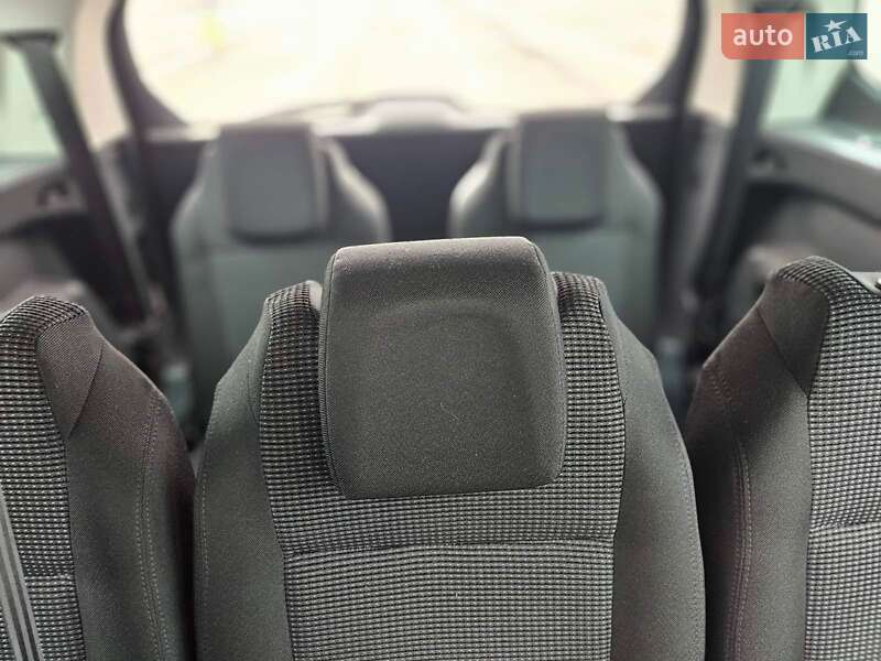 Микровэн Peugeot 5008 2010 в Ровно фото 6 Микровэн Peugeot 5008 2010 в Ровно