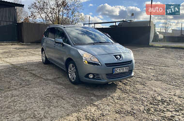 Микровэн Peugeot 5008 2010 в Нововолынске