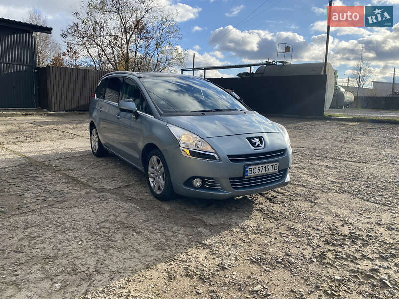 Микровэн Peugeot 5008 2010 в Нововолынске фото Микровэн Peugeot 5008 2010 в Нововолынске
