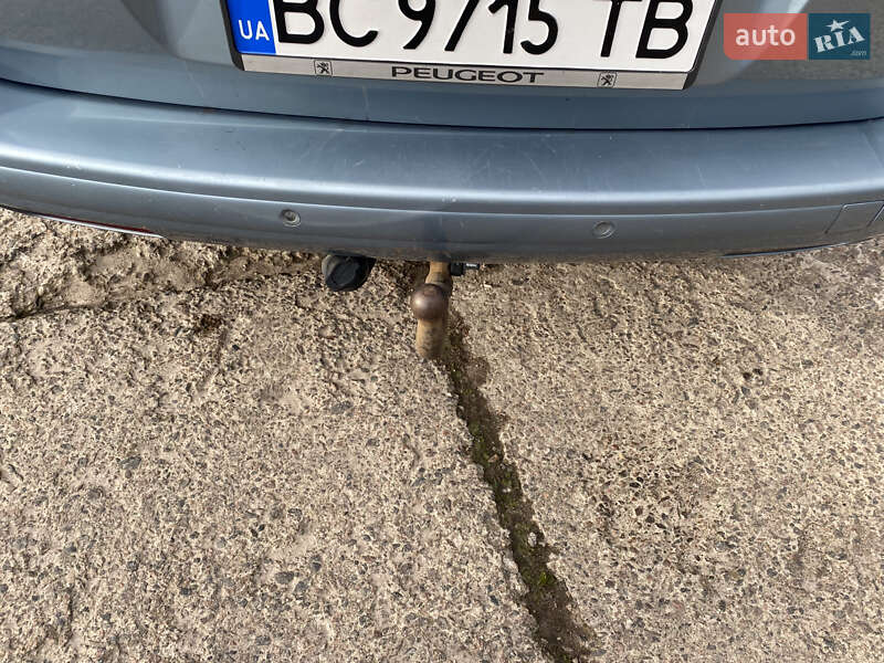 Микровэн Peugeot 5008 2010 в Нововолынске фото 10 Микровэн Peugeot 5008 2010 в Нововолынске