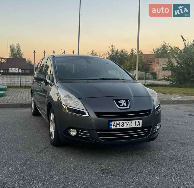 Микровэн Peugeot 5008 2013 в Житомире фото Микровэн Peugeot 5008 2013 в Житомире