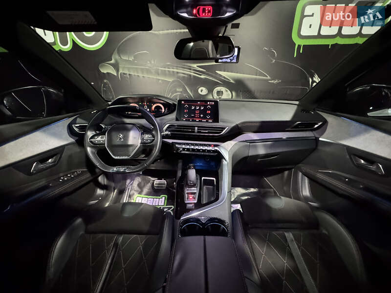 Внедорожник / Кроссовер Peugeot 5008 2018 в Одессе