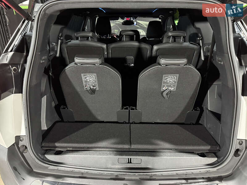 Внедорожник / Кроссовер Peugeot 5008 2018 в Одессе