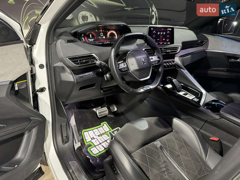 Внедорожник / Кроссовер Peugeot 5008 2018 в Одессе