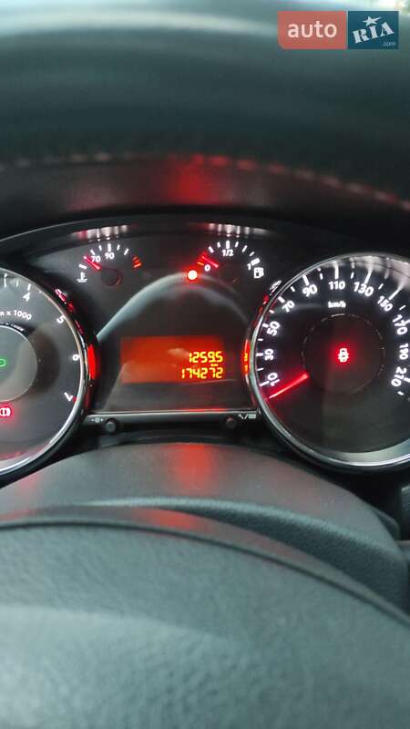 Микровэн Peugeot 5008 2009 в Радивилове