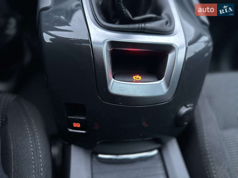 Микровэн Peugeot 5008 2011 в Ровно