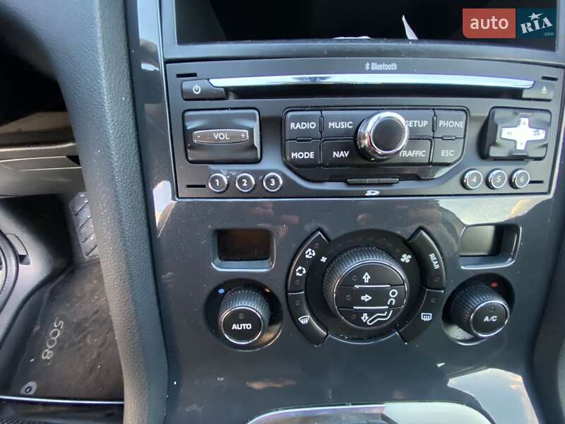 Микровэн Peugeot 5008 2012 в Хмельницком фото 48 Микровэн Peugeot 5008 2012 в Хмельницком