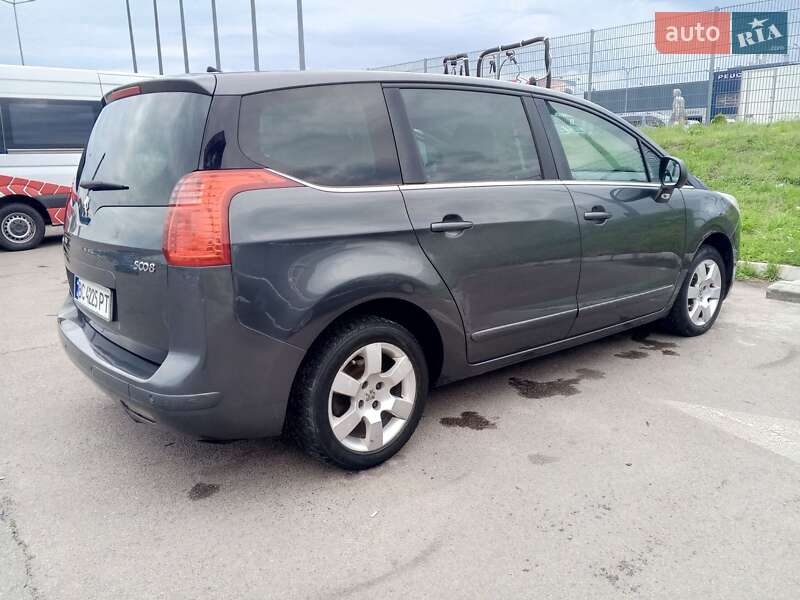 Мікровен Peugeot 5008 2010 в Львові