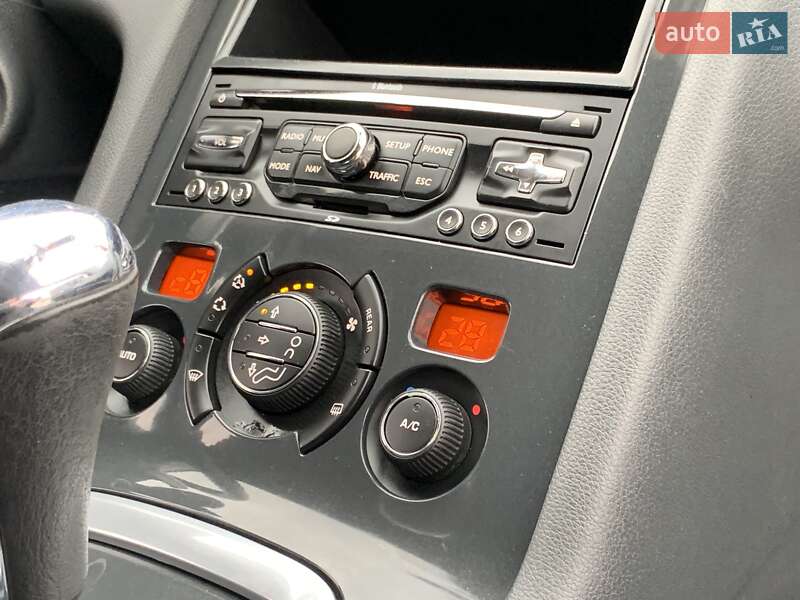 Мікровен Peugeot 5008 2011 в Бердичеві