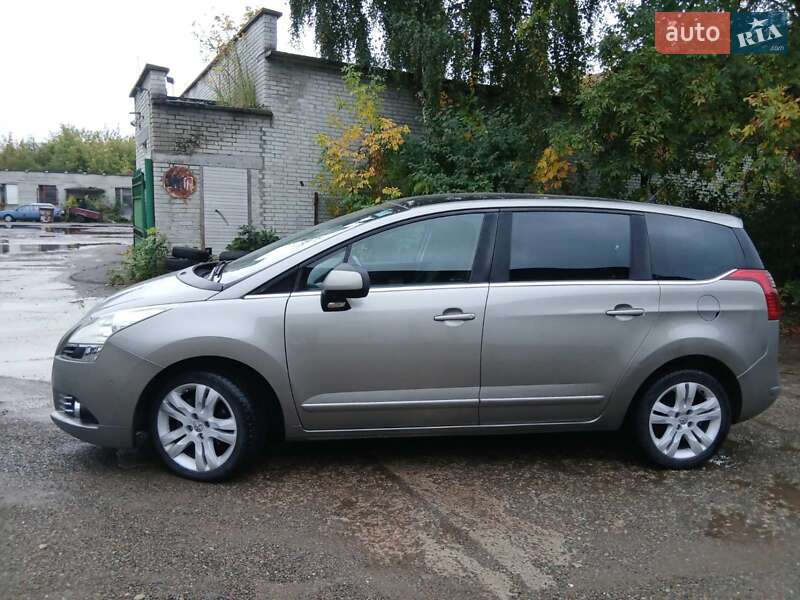 Микровэн Peugeot 5008 2009 в Калуше фото 4 Микровэн Peugeot 5008 2009 в Калуше