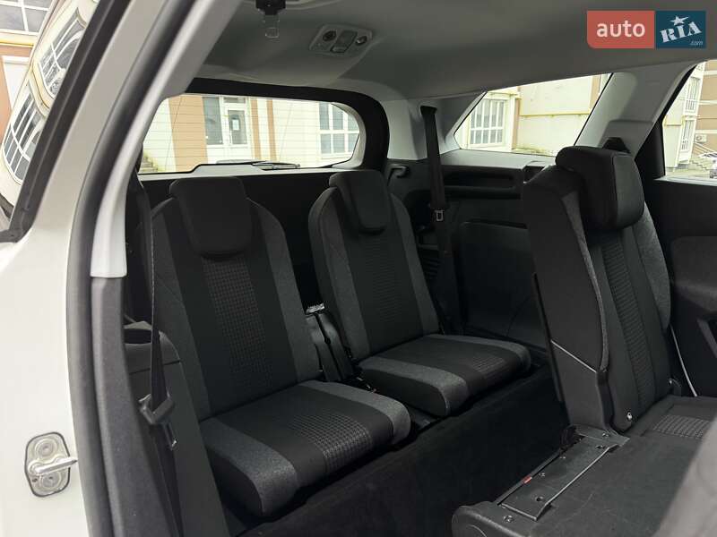 Внедорожник / Кроссовер Peugeot 5008 2020 в Тернополе фото 69 Внедорожник / Кроссовер Peugeot 5008 2020 в Тернополе