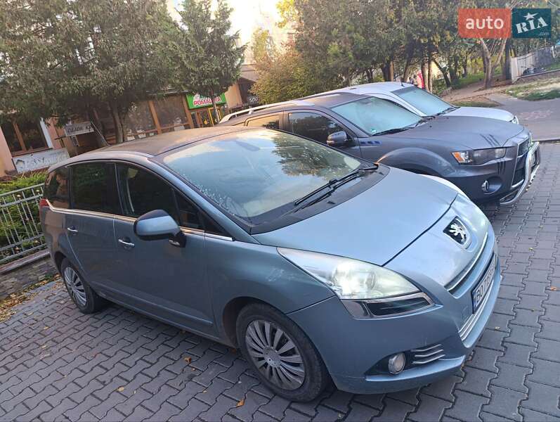 Микровэн Peugeot 5008 2010 в Тернополе
