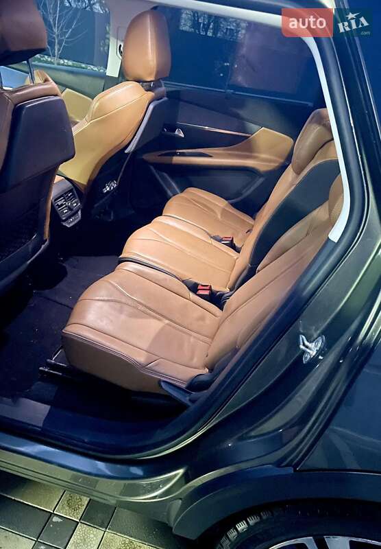 Внедорожник / Кроссовер Peugeot 5008 2017 в Тернополе