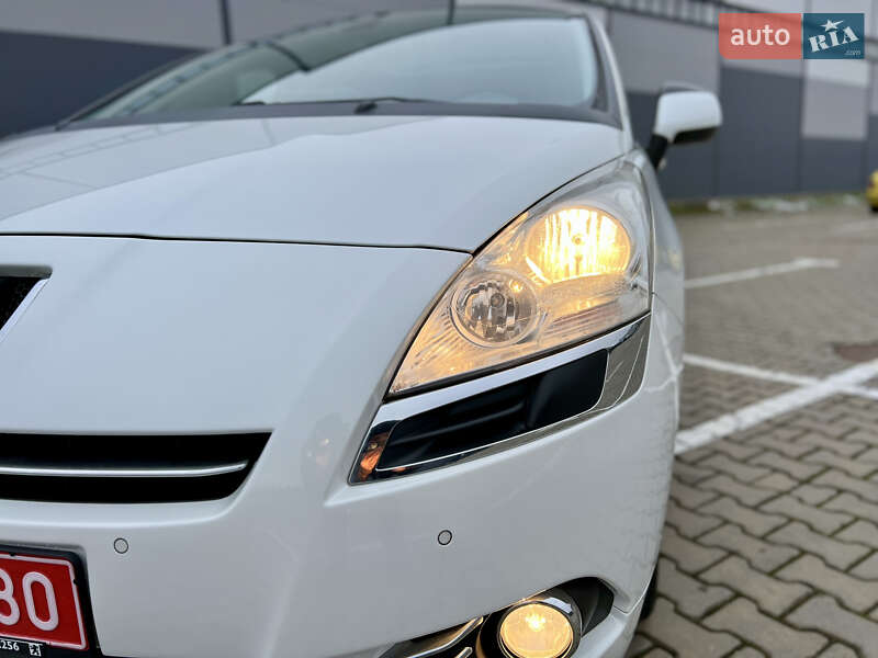 Мікровен Peugeot 5008 2011 в Івано-Франківську