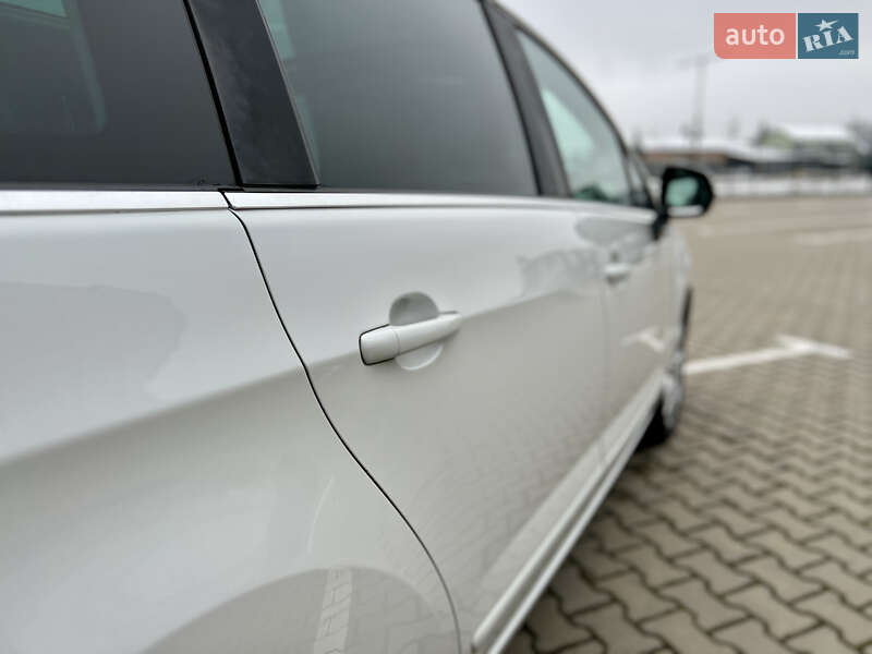 Мікровен Peugeot 5008 2011 в Івано-Франківську