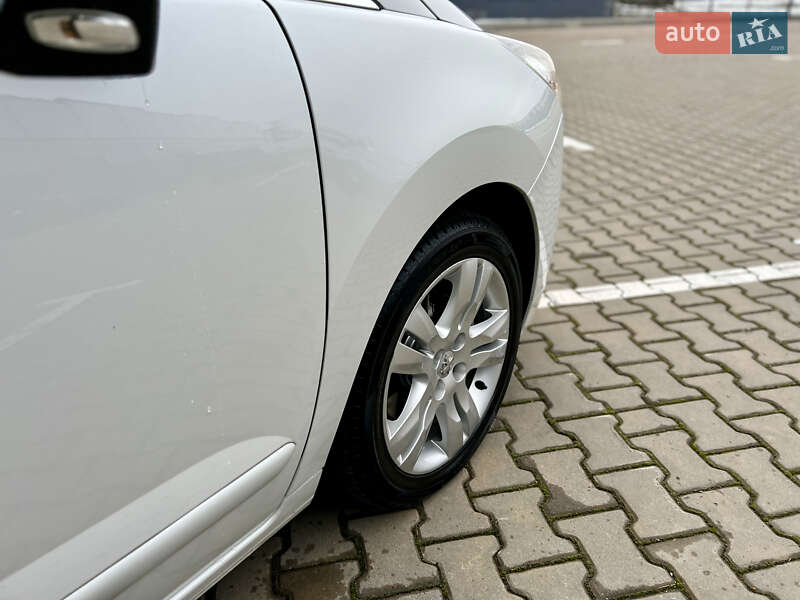 Мікровен Peugeot 5008 2011 в Івано-Франківську